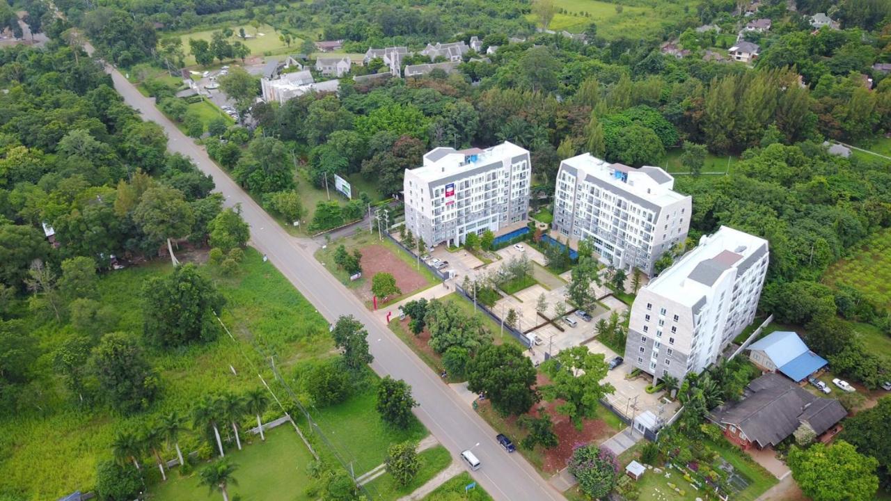 Courtyard Khaoyai Hotel Nakhon Ratchasima Bagian luar foto