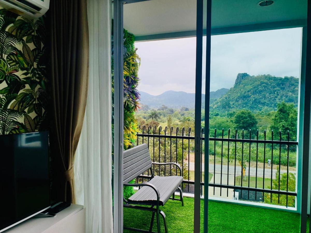 Courtyard Khaoyai Hotel Nakhon Ratchasima Bagian luar foto
